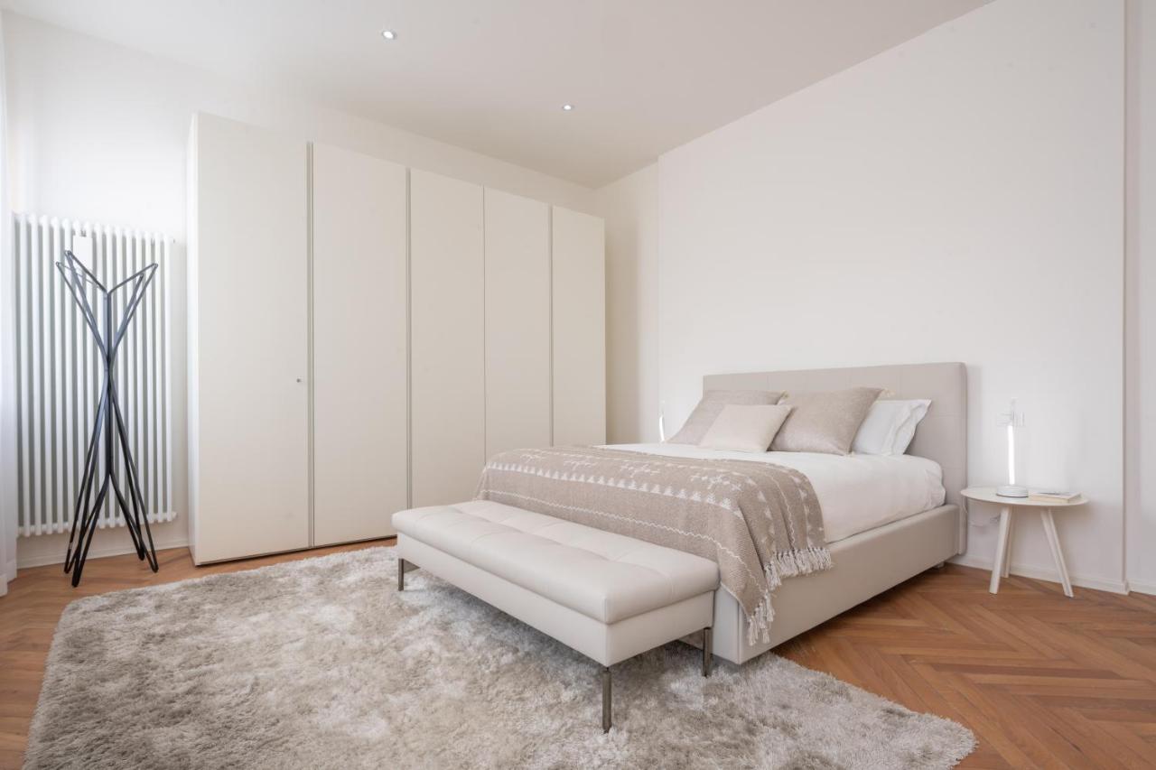 Design Apartment With Balcony On The Grand Canal R&R Венеция Экстерьер фото